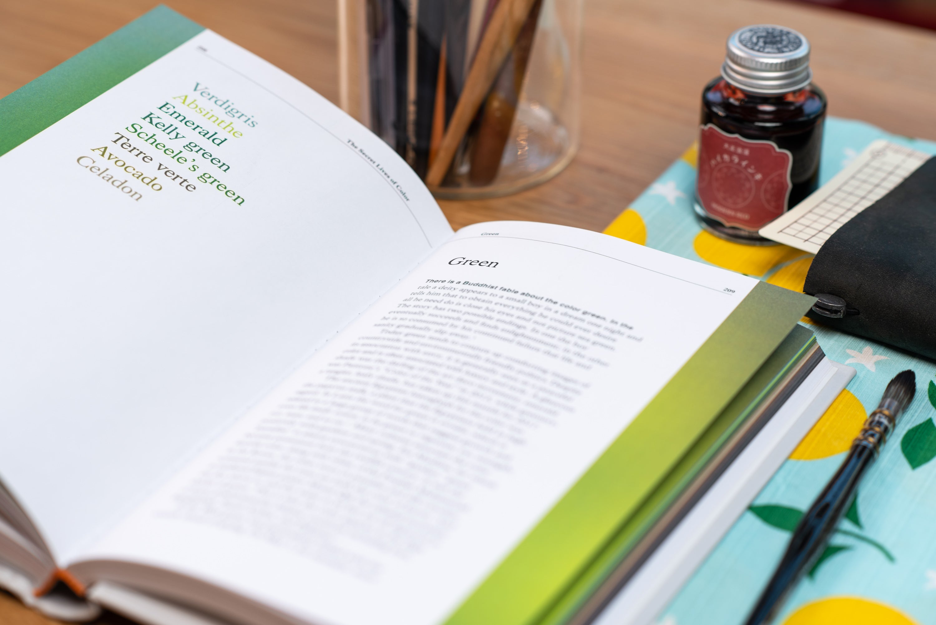 Penguin - The Secret Lives of Color - St. Louis Art Supply