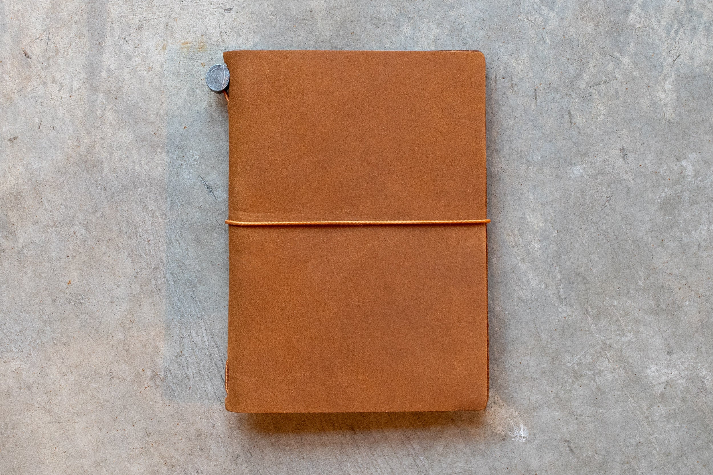 Traveler's Notebook Starter Set, Passport Size, Camel - St. Louis Art Supply