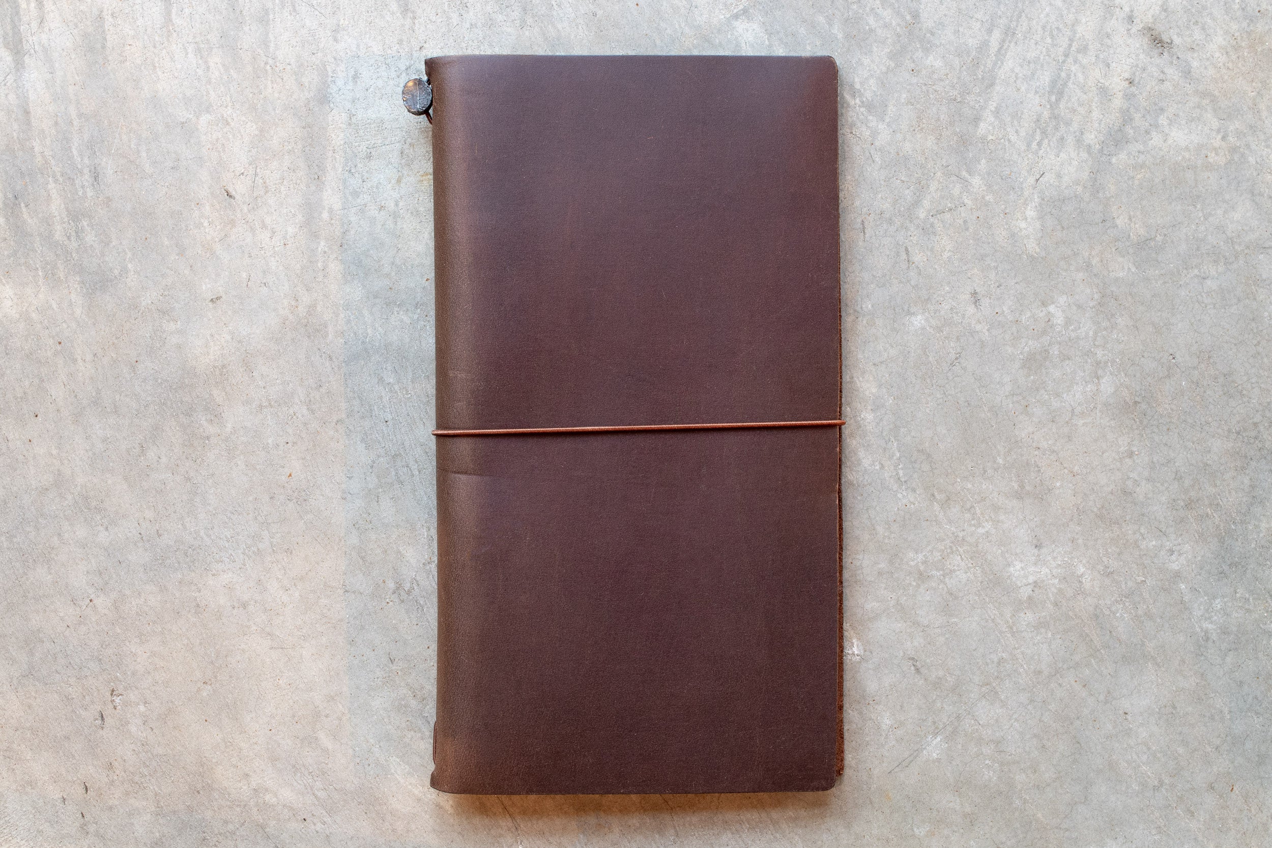 Traveler's Notebook Starter Set, Regular Size, Brown - St. Louis Art Supply