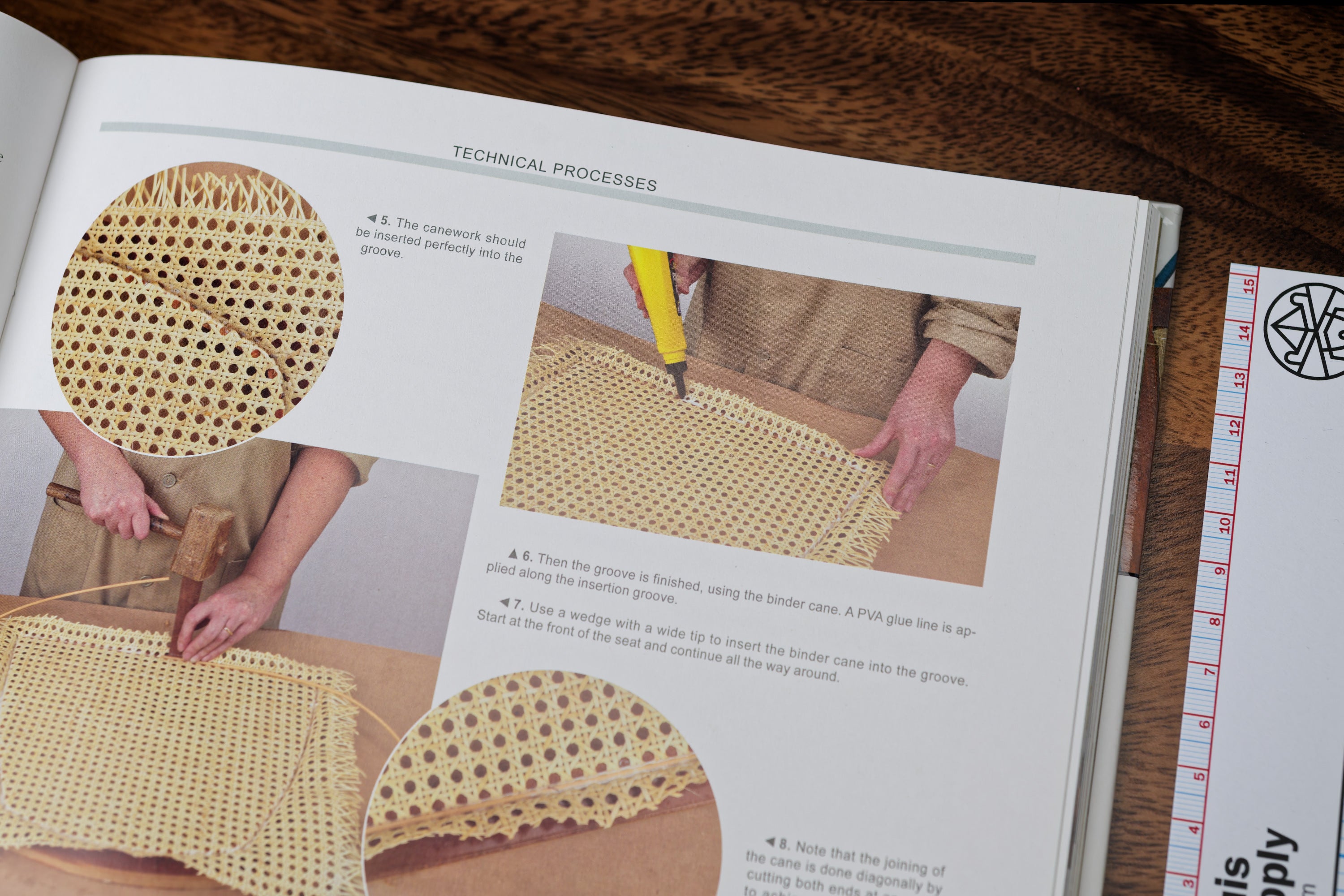 Upholstery: Basic & Traditional Techniques