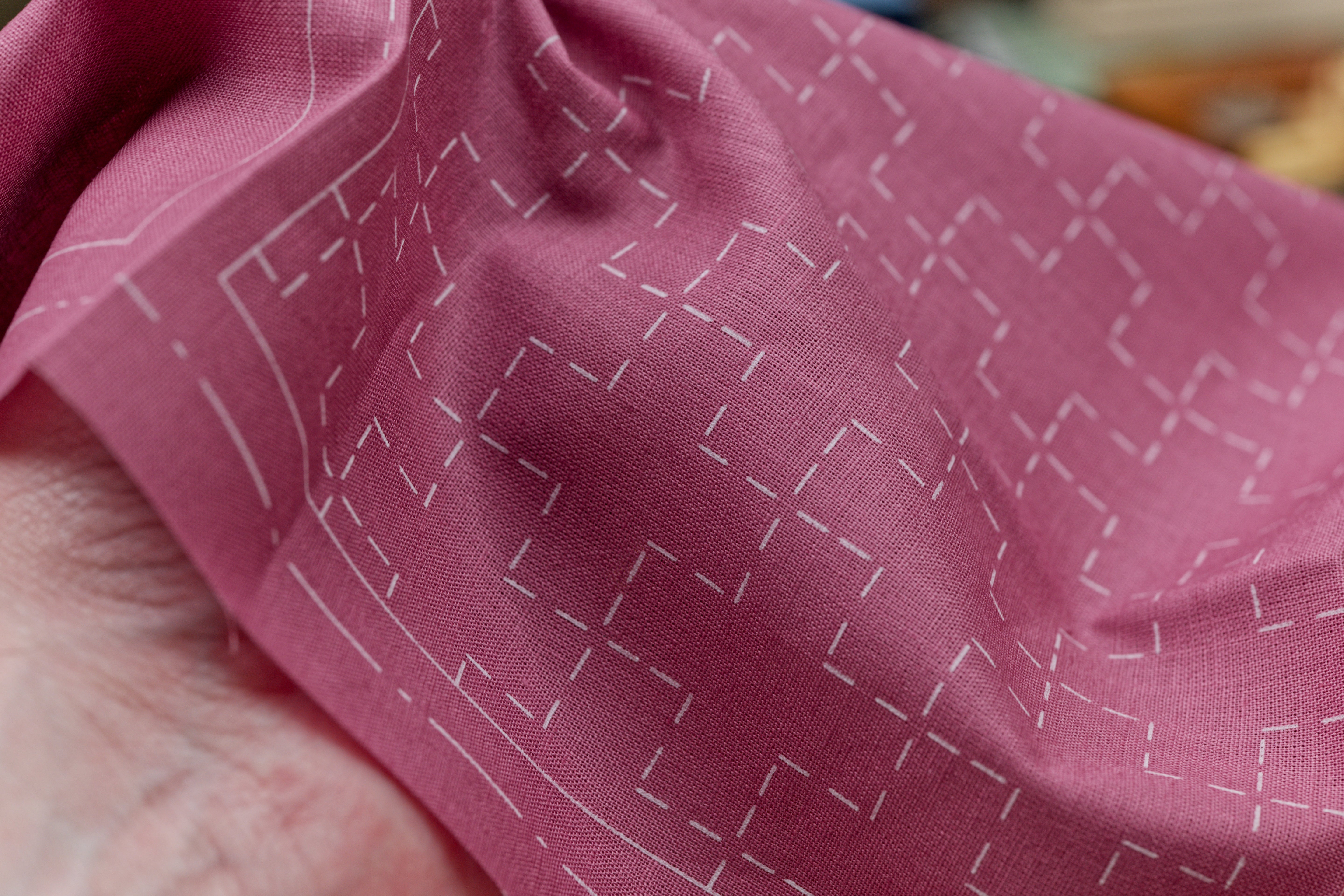 Sashiko Cloth with Disappearing Lines (Faded Red/Plusses)