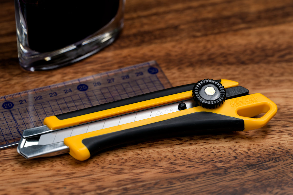 Heavy-Duty Ratchet-Lock Utility Knife