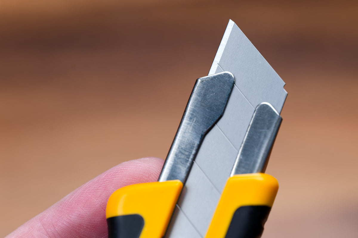Heavy-Duty Ratchet-Lock Utility Knife