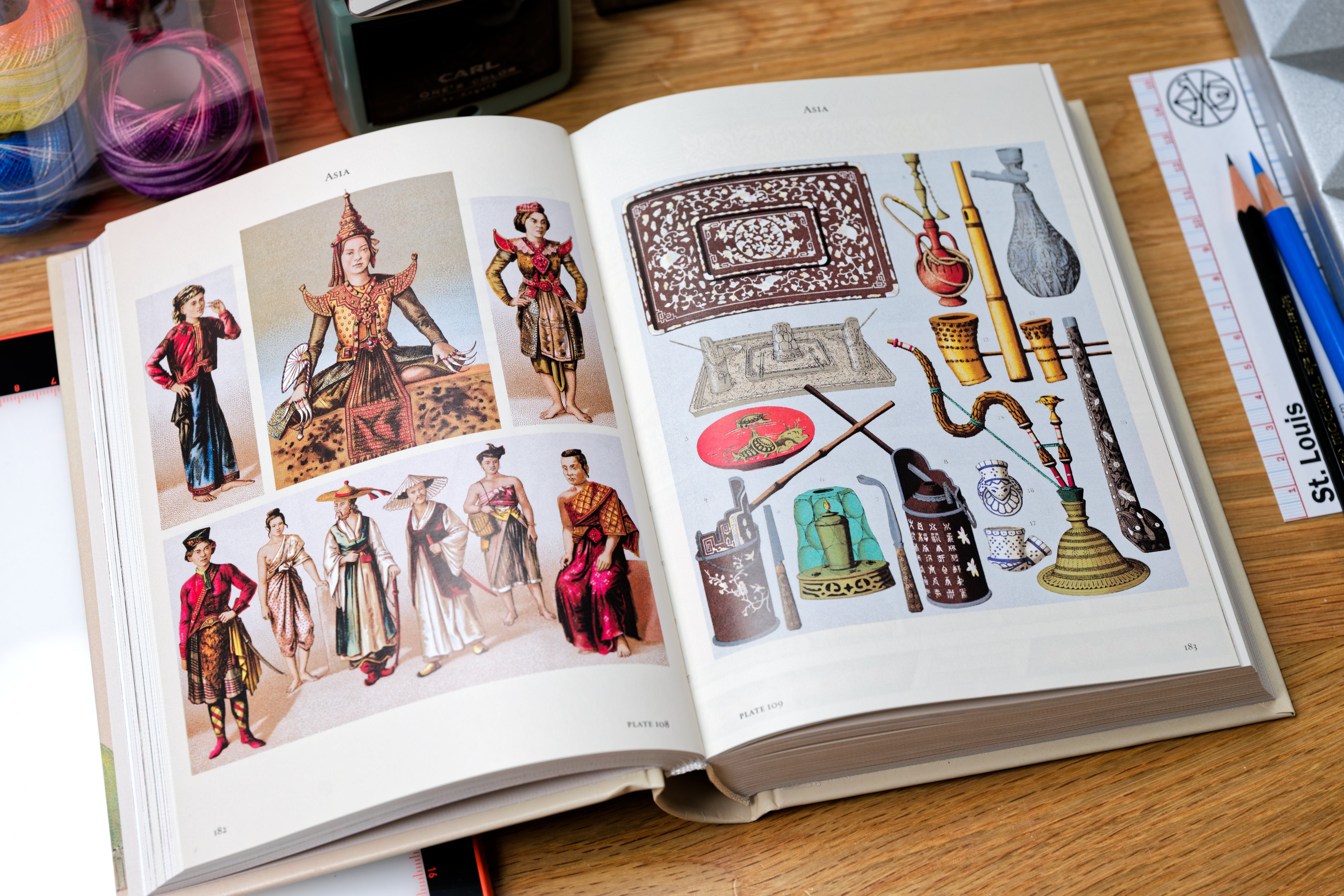 The Costume History – St. Louis Art Supply