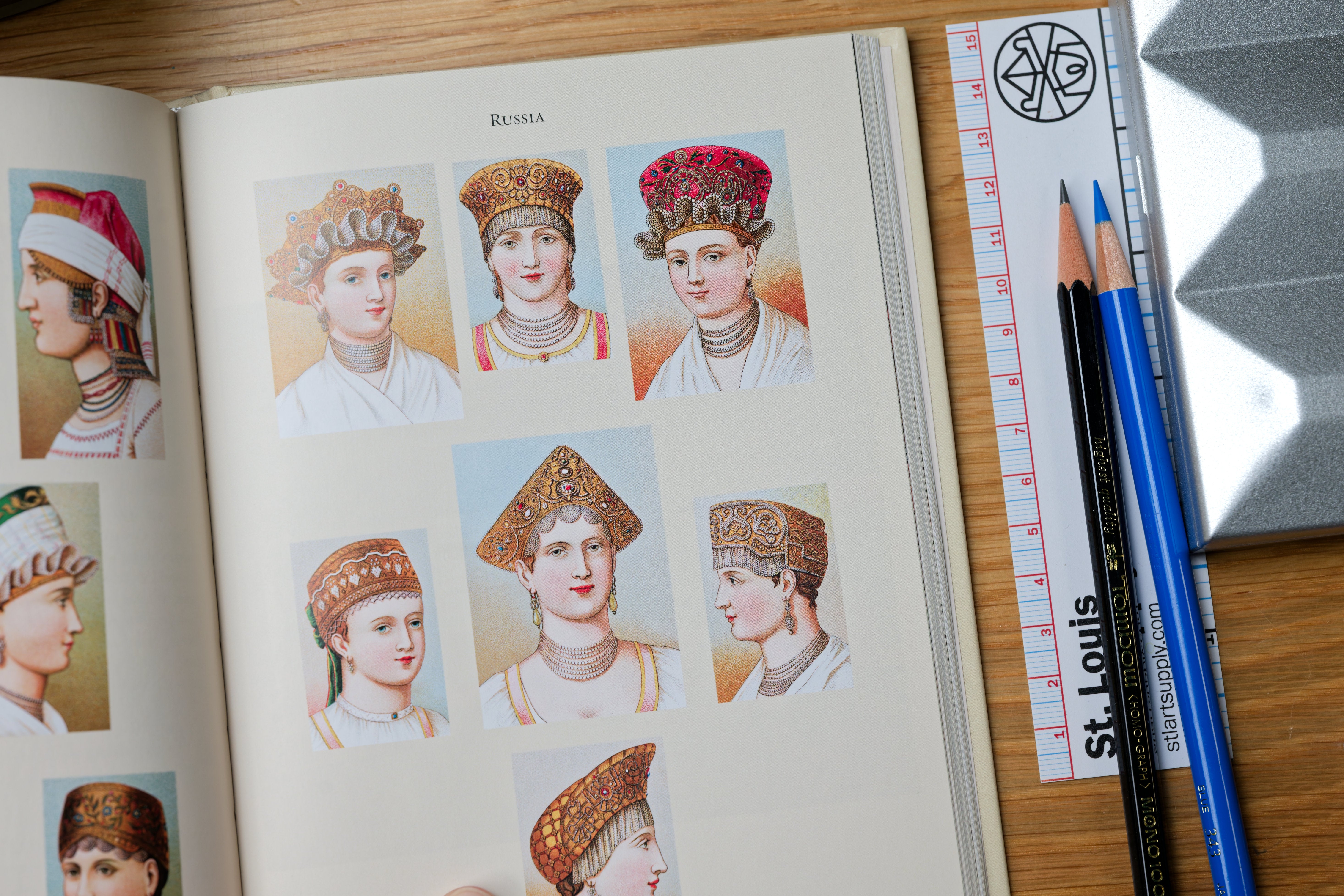 The Costume History – St. Louis Art Supply