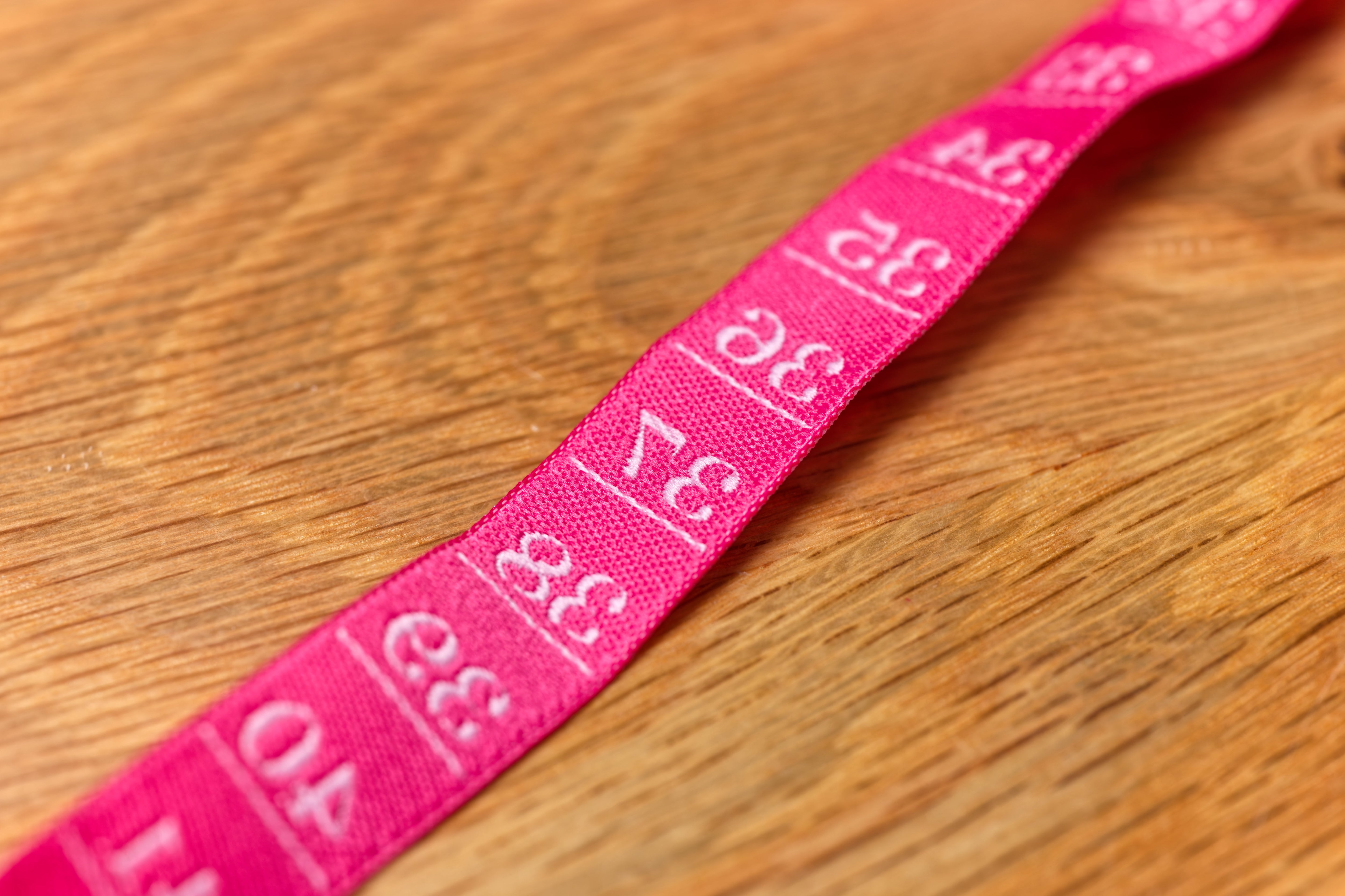 Saint-Étienne Woven Ribbon, Pink Ruler