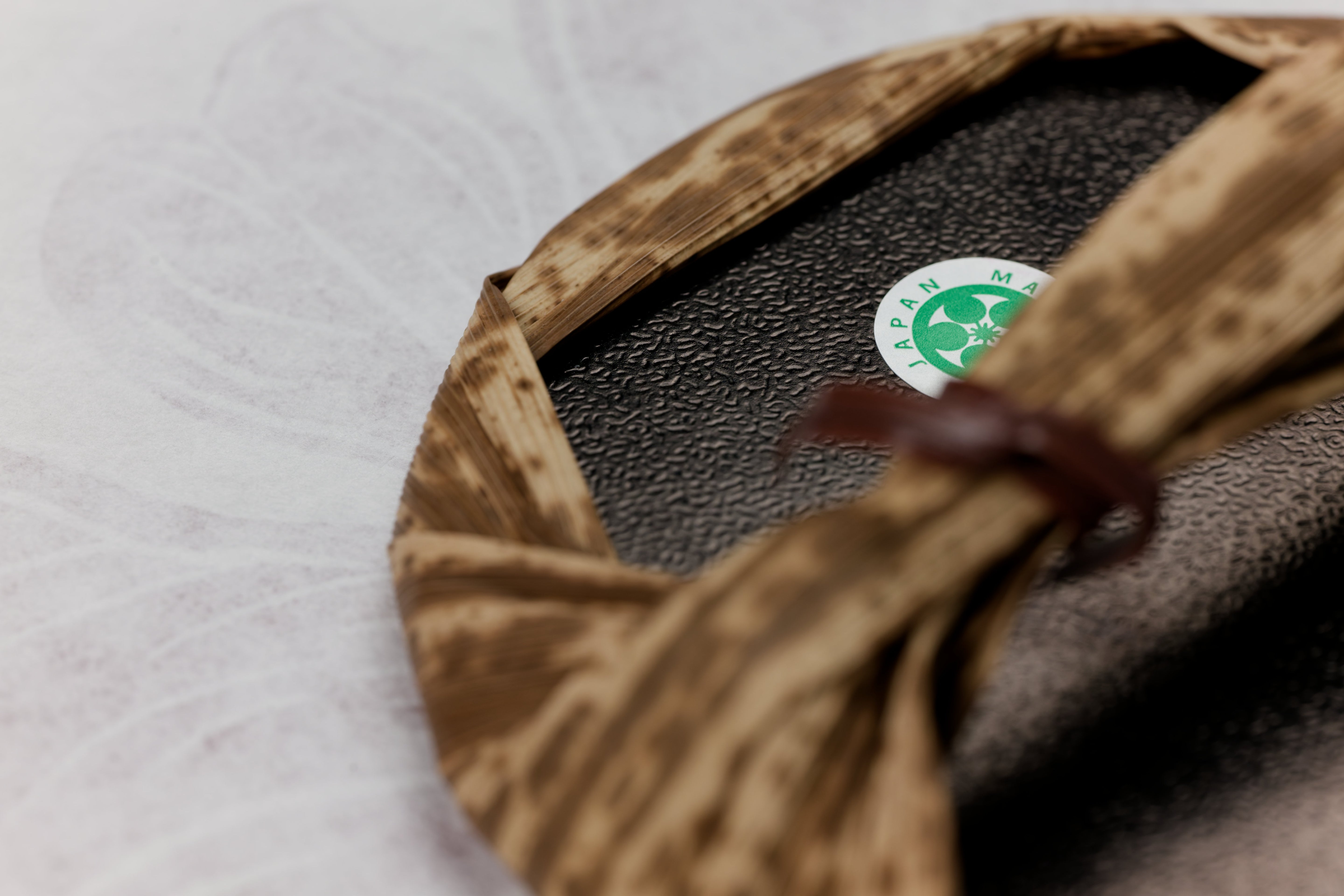 Bamboo Bark Baren, 3.9"