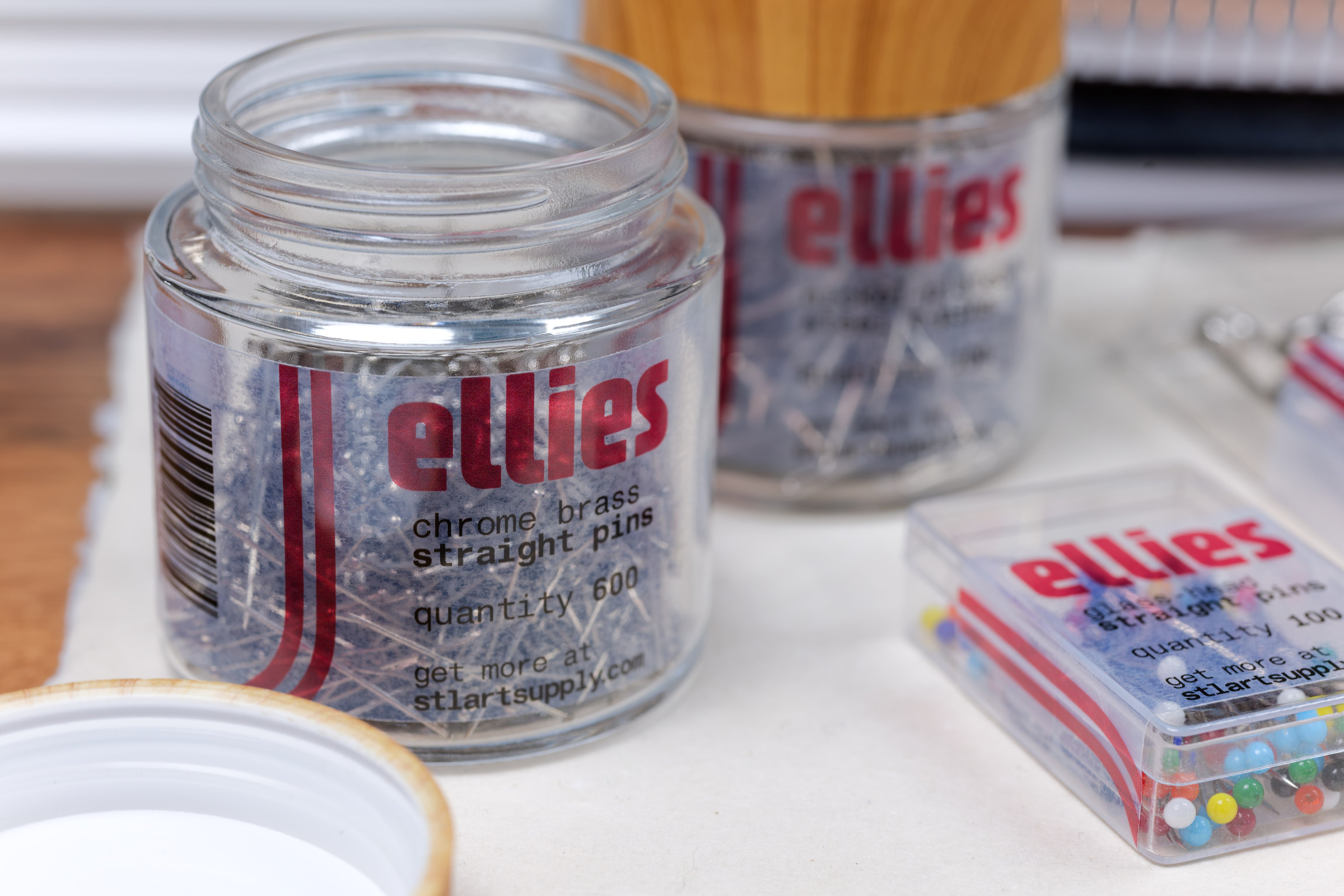 Chrome Brass Straight Pins, Jar of 600