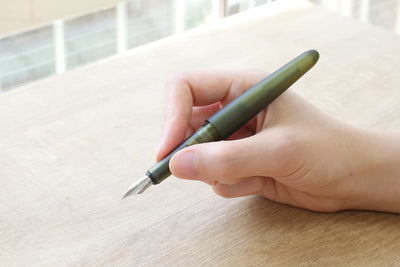 Kakimori Frost Fountain Pen, Moss