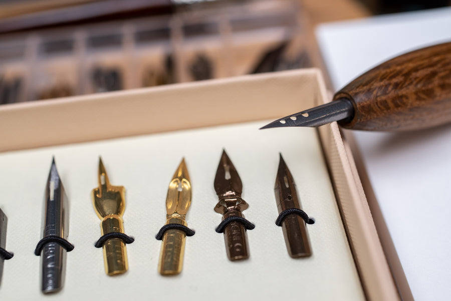 Bortoletti - Wood and Bronze Dip Pen Calligraphy Set
