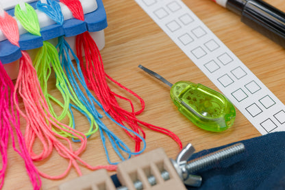 Embroidery Needle Threader