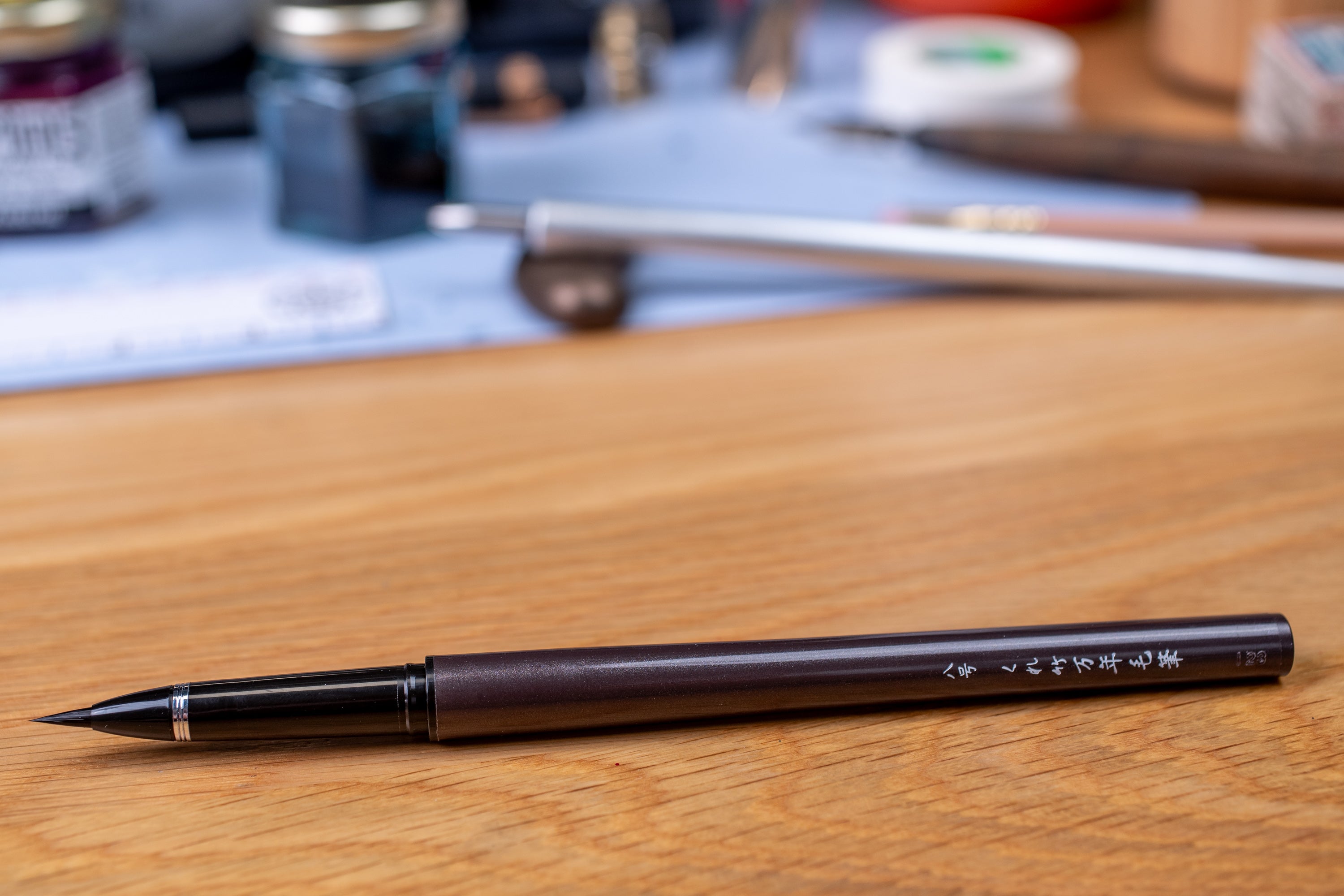 Kuretake Mannen Mouhitsu #8 Brush Pen – St. Louis Art Supply