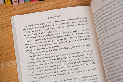 O Pioneers! (Signature Editions)