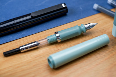 TUZU Adjust Fountain Pen, Mint Green