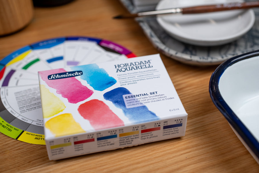  Schmincke - HORADAM® AQUARELL Premium color box with 47 colors,  ONetz and porcelain palette, 74548097, wooden box, painting set, finest  watercolors, 47 x 1/2 pans