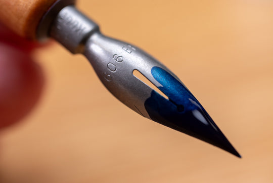 Leonardt Student Artist Dip Pen Set – St. Louis Art Supply