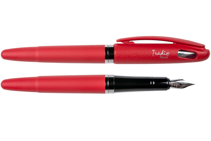 Tradio Classic Fountain Pen, Red Leatherette