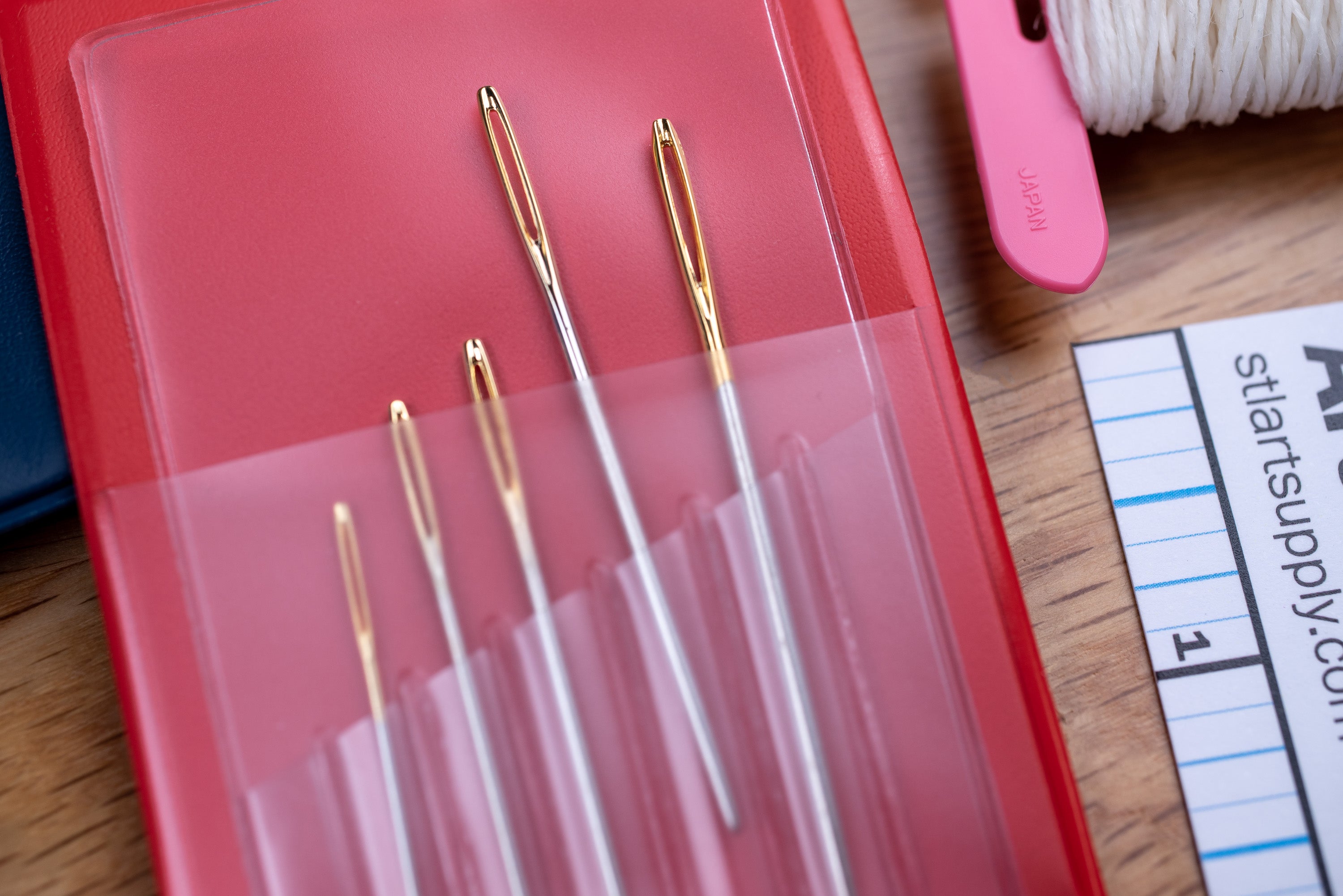 Gold Eye Tapestry Needles