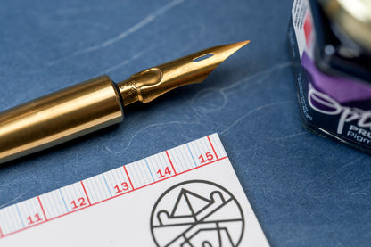 Turner & Harrison #739 Gold-Plated Falcon Pen (Vintage)