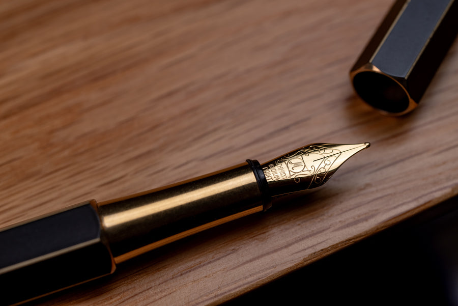 STAT-19 Portable Fountain Pen, Black Brass