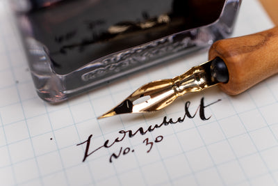 Curve Pen Holder, Aged Oak, with Leonardt #30 Nib