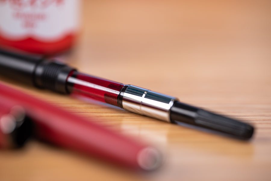 Teranishi Guitar Fountain Pen, Red