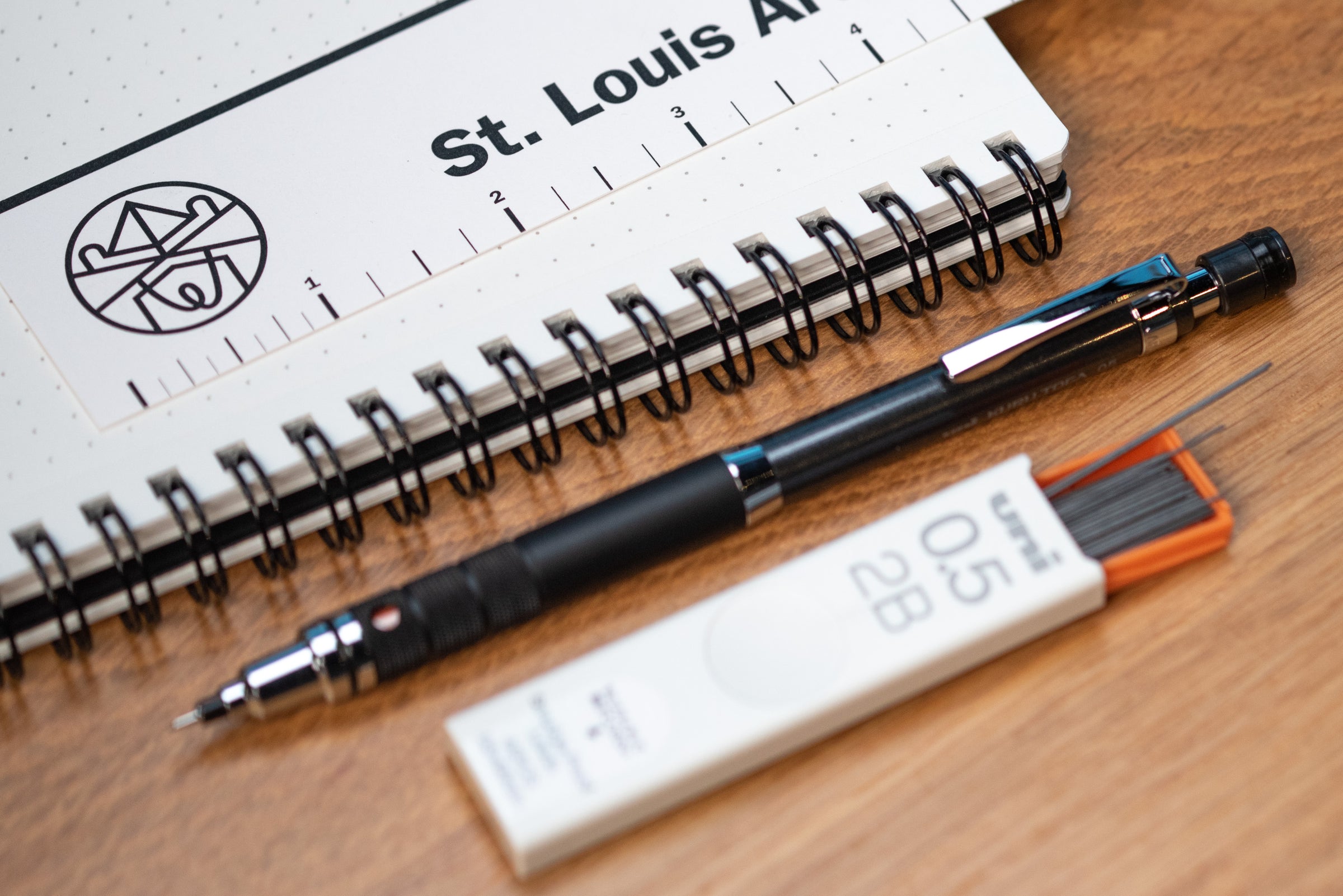 Uni Kuru Toga Mechanical Pencil, 0.3 mm, Black – St. Louis Art Supply