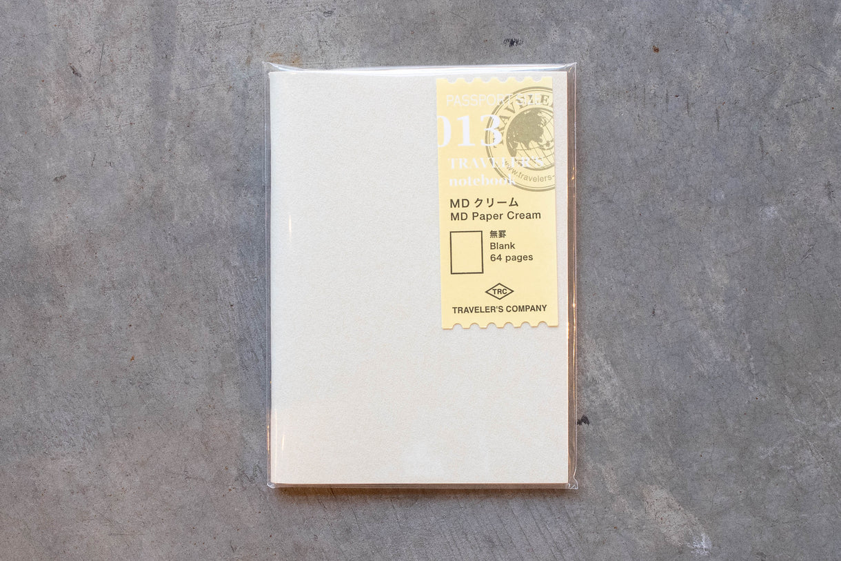TRAVELER'S notebook 013 MD Paper Cream | Passport Size