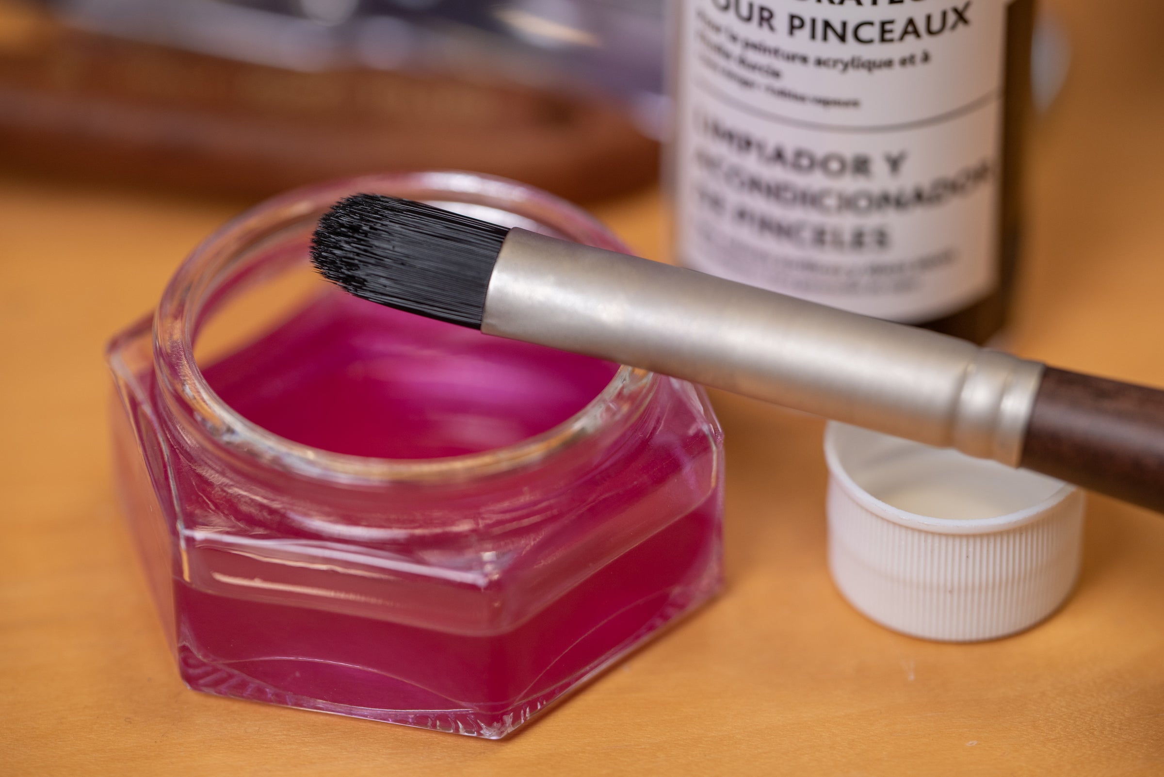 16oz Brush Cleaner, Restorer, Clean Dried Paint Brushes, Airbrushes — U.S.  Art Supply